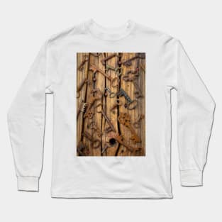 Wonderful Old Rustic Skeleton keys Long Sleeve T-Shirt